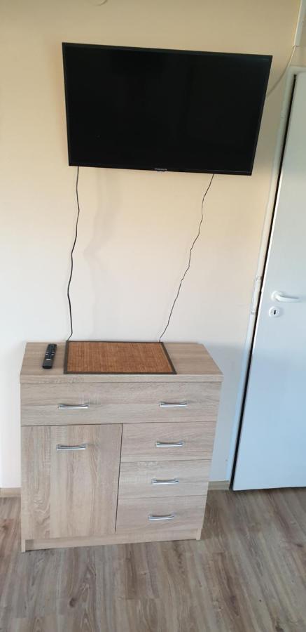 U Wladzia Apartment Gowidlino Bagian luar foto